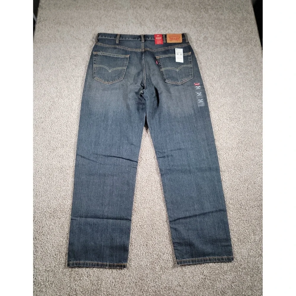 Levis Jeans Men's Size 38X32 550 Relaxed Fit Dark Wash Cotton Tapered Leg NWT